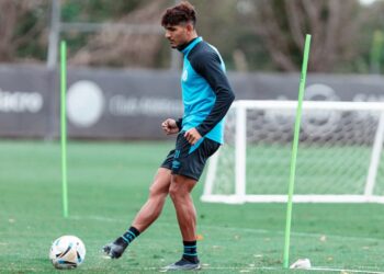 Belgrano busca una victoria ante Barracas que lo deje a un paso de los octavos