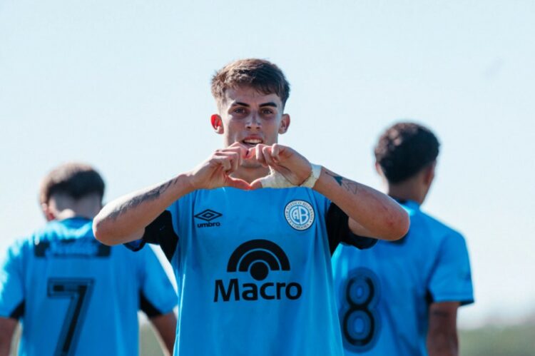 Con este triunfo, la "B" llegó a 14 puntos en el torneo.