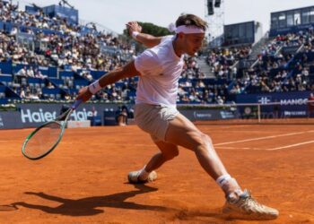 Cerúndolo y Etcheverry pisaron fuerte en Europa