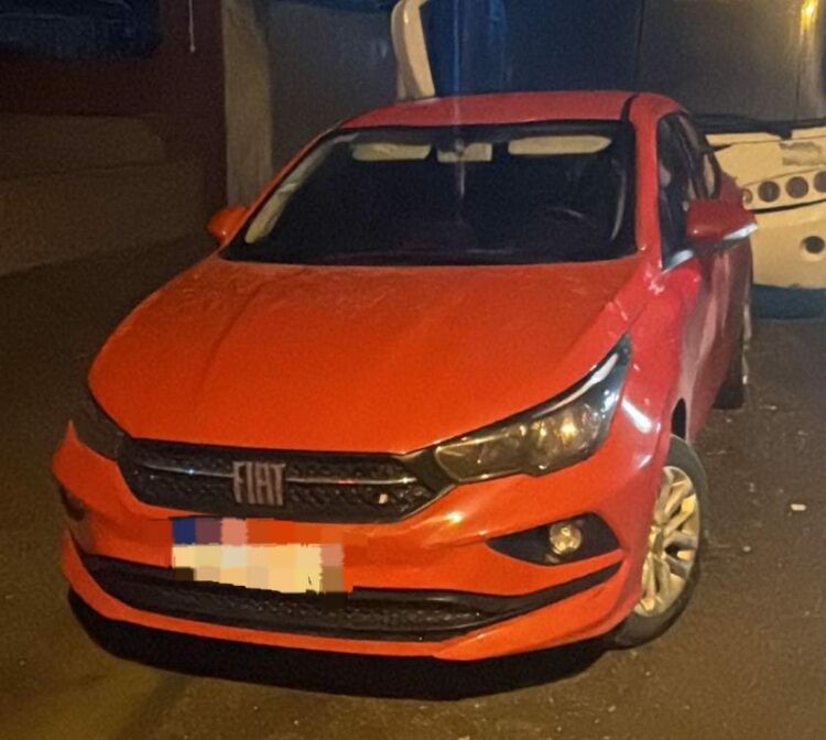 Con un menor de apenas dos años, intentaron escapar tras un robo Hubo un amplio operativo por gran parte de la ciudad, seis personas fueron detenidas.