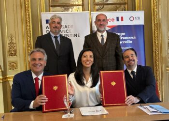 Francia financiará la modernización de cuatro hospitales públicos