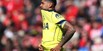 Cuti Romero salió lesionado y encendió todas las alarmas Cuti Romero salió lesionado y encendió todas las alarmas