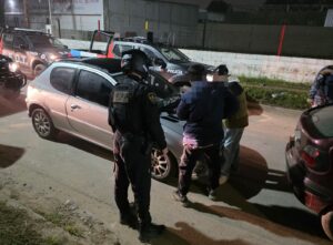 Desarticularon una reunión con más de 200 personas