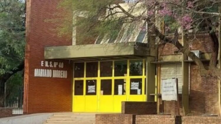 El crimen ocurrió en la Escuela Normal Mariano Moreno N°40 de San Cristóbal.