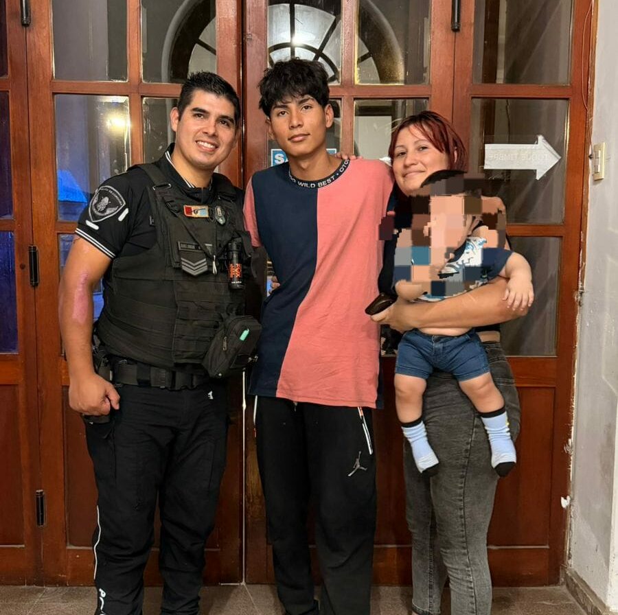 Rescataron a un adolescente del río Xanaes en Villa del Rosario el joven fue trasladado al hospital local para una valoración médica más exhaustiva.