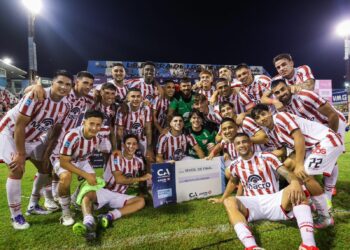 Instituto venció 2 a 0 a Atlanta y pasó a la siguiente ronda