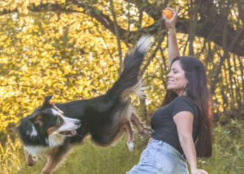 Fiorella Sampietro y su perro Balto representarán a Argentina en Italia Balto