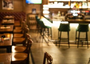 Gastos cotidianos: la mayoría de los lectores encuestados ajustó en consumo y salidas