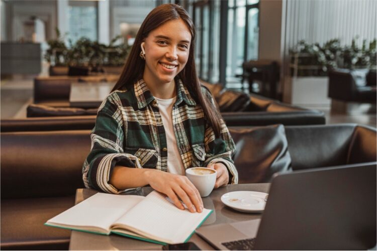 La capacitación se dicta de manera online y apunta a brindar herramientas prácticas para desarrollar emprendimientos sostenibles.