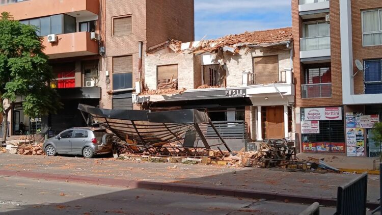 Imputan a dos profesionales por el derrumbe en el Bv. San Juan imputa