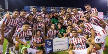 Instituto recibe a Defensa y Justicia, único invicto del torneo: dónde lo pasan y probables formaciones Instituto recibe a Defensa y Justicia, único invicto del torneo: dónde lo pasan y probables formaciones