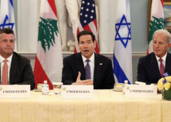 Israel y Líbano acuerdan iniciar negociaciones directas tras reunión en Washington