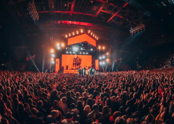 Los Rolling Stones sacuden la escena con un vinilo crudo y blusero