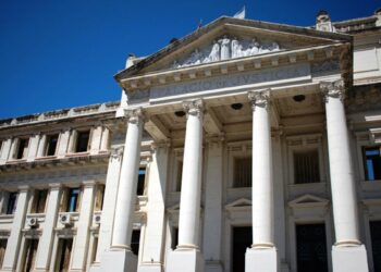 La Justicia rechazó el desalojo de una mujer y sus hijos