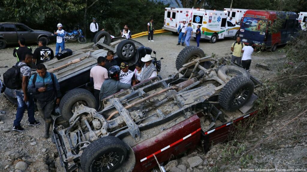Un ataque con explosivos dejó 19 muertos en Colombia