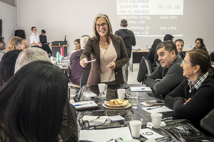 Más de 60 profesionales de la salud participaron en Córdoba de una jornada de intercambio para mejorar el sistema sanitario y el acceso a medicamentos, impulsada por Liliana Montero.