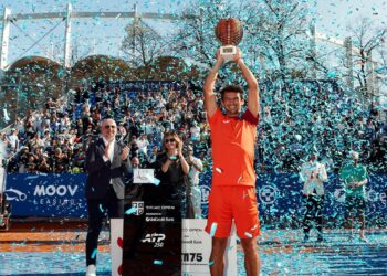 Mariano Navone gritó campeón en Bucarest y levantó su primer trofeo ATP