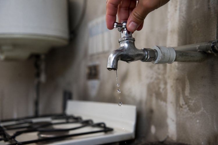 Datos oficiales muestran desigualdades en condiciones de vida.