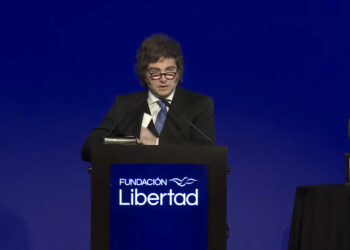 El presidente Javier Mieli disertó en la cena de la Fundación Libertad.