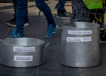 Movilizaciones en Córdoba y el país por la eliminación del programa Volver al Trabajo Movilizaciones en Córdoba y el país por la eliminación del programa Volver al Trabajo