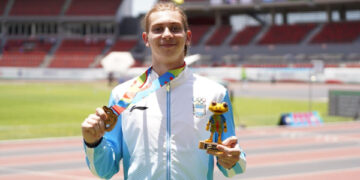 Oro y récord de Pedro Olmos en los Juegos Suramericanos de la Juventud