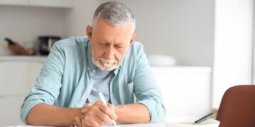 Parkinson en Argentina: estiman que 100 mil personas viven con la enfermedad neurológica