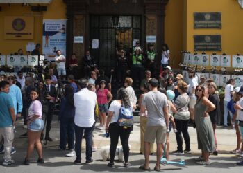 Perú votó para presidente, en un contexto de paridad y tensión Perú votó para presidente, en un contexto de paridad y tensión