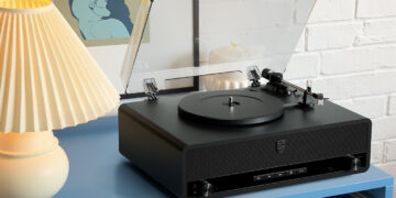 Una bella colección de productos retro que celebran un siglo de vida La nueva colección Century de productos de audio.