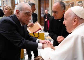 Scorsese estrenó en el Vaticano «Aldeas», con la última intervención de Francisco