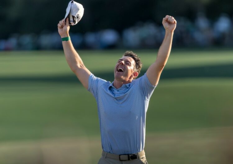Rory McIlroy gritó bicampeón y entró en la historia grande del golf