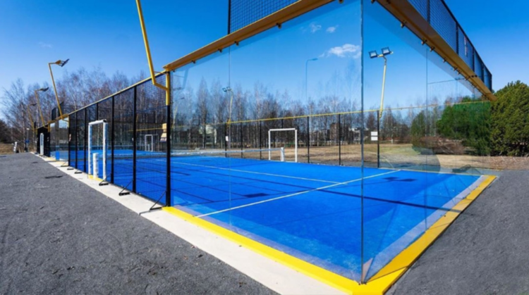 Suspenden actividad en cancha de pádel hasta que finalicen las obras para mitigar ruidos molestos
