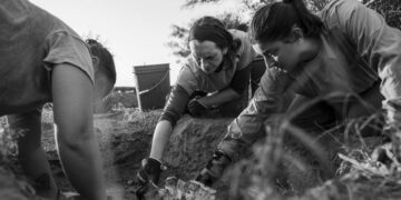 Se estrenó el corto de Bernardo Ruiz sobre desaparecidos de Argentina y migrantes en la frontera EE.UU.-México