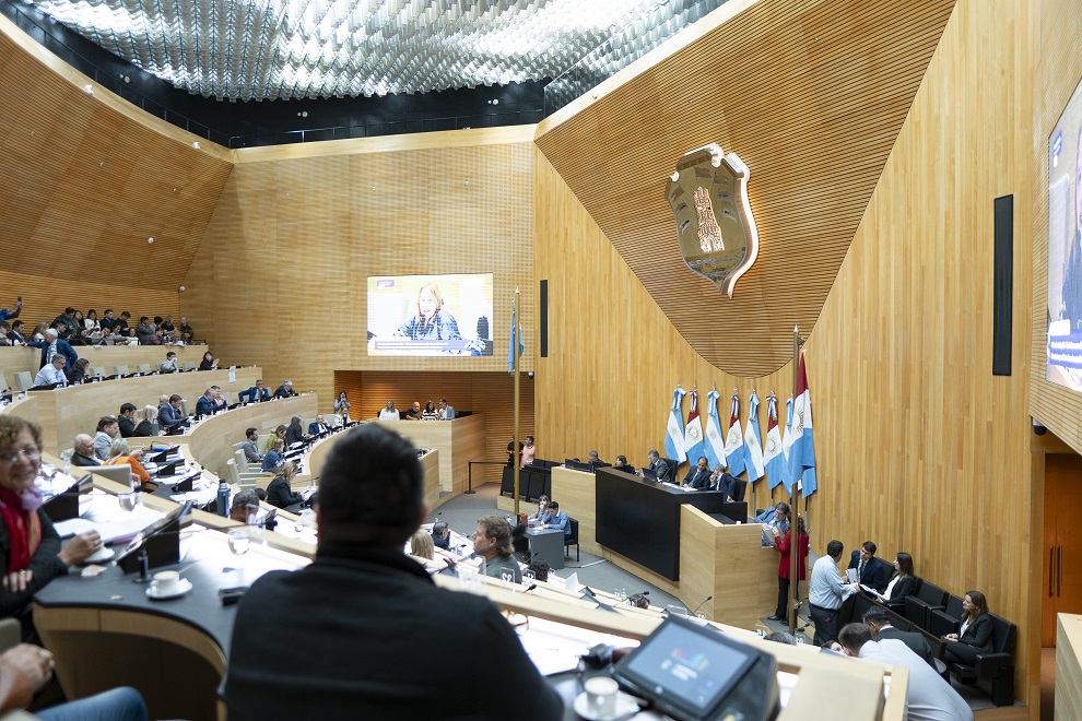 Se aprobó prohibición de los "naranjitas" ilegales y limpiavidrios