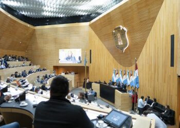 Se aprobó prohibición de los «naranjitas» ilegales y limpiavidrios