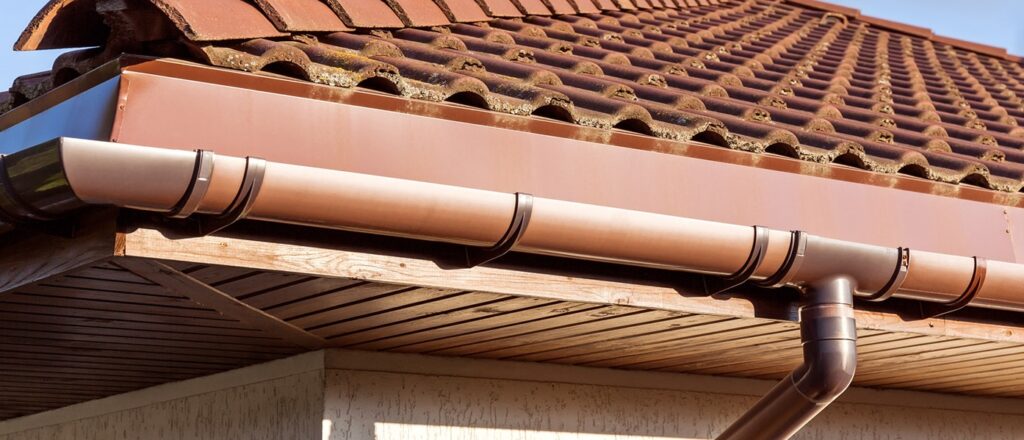 La casa seca: zinguería, babetas y canaletas