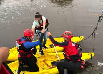 Siete personas fueron rescatadas de un arroyo en Pampa de Achala