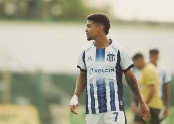 Talleres recibe a Riestra y busca acomodarse en la recta final