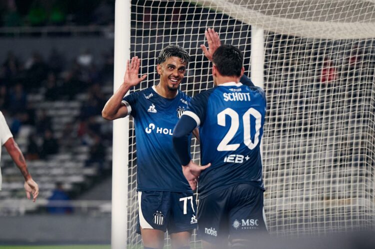 Schott se perderá el cruce con el Pincha por llegar a la quinta amarilla.