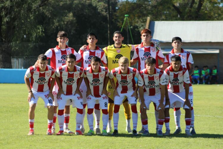 Instituto no pudo sumar un triunfo que lo eleve al podio del certamen.