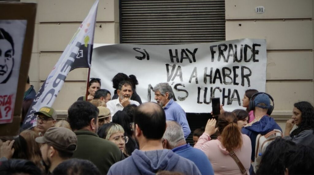 Tras los incidentes, sesiona la asamblea de delegados de Uepc