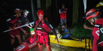 Evacuaron familias y rescataron animales en el oeste cordobés Evacuaron familias y rescataron animales en el oeste cordobés