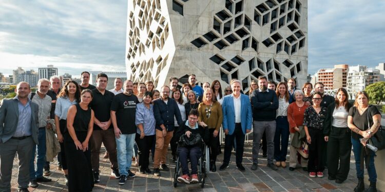 El Gobierno provincial anunció un refuerzo extraordinario para garantizar el funcionamiento de entidades afectadas.