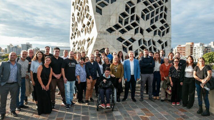 El Gobierno provincial anunció un refuerzo extraordinario para garantizar el funcionamiento de entidades afectadas.