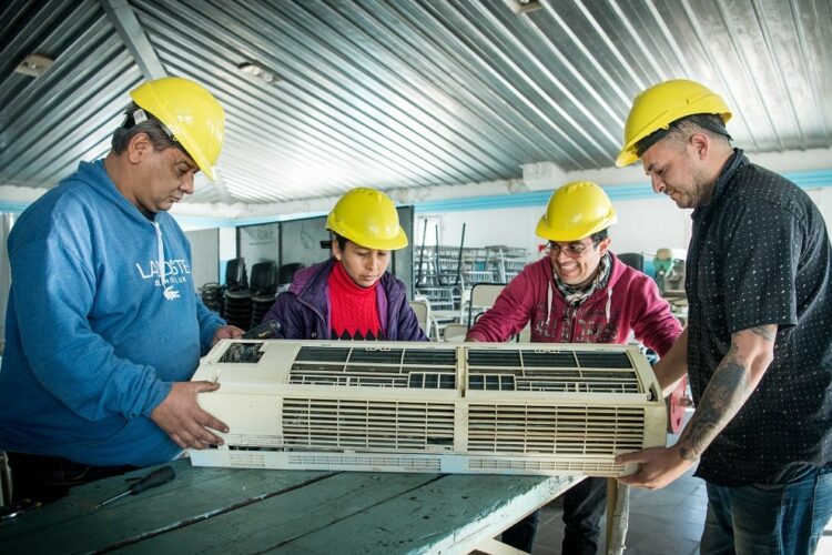 Alta demanda inicial en el programa CBA Me Capacita 2026: más de 8.500 cordobeses ya se inscribieron en cursos gratuitos de formación laboral en toda la provincia.