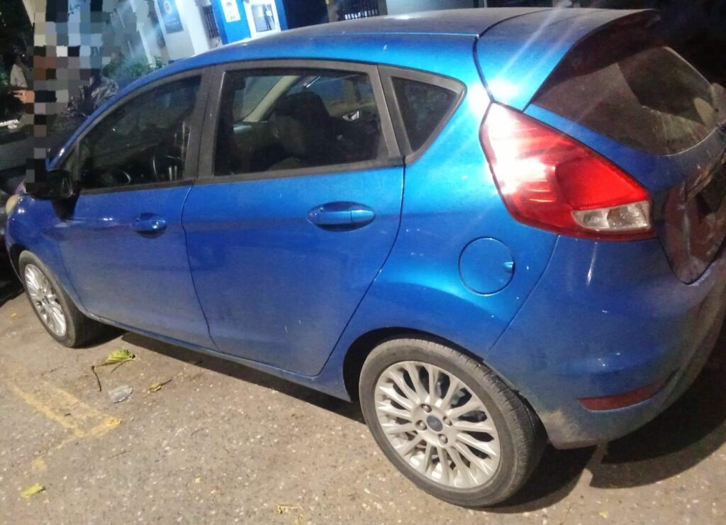 Detuvieron a dos personas tras evadir un control policial en barrio Cooperativa 24 de Septiembre