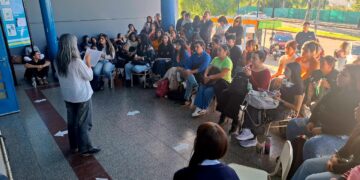 Clase pública de la Facultad de Educación y Salud de la UPC en defensa de las universidades