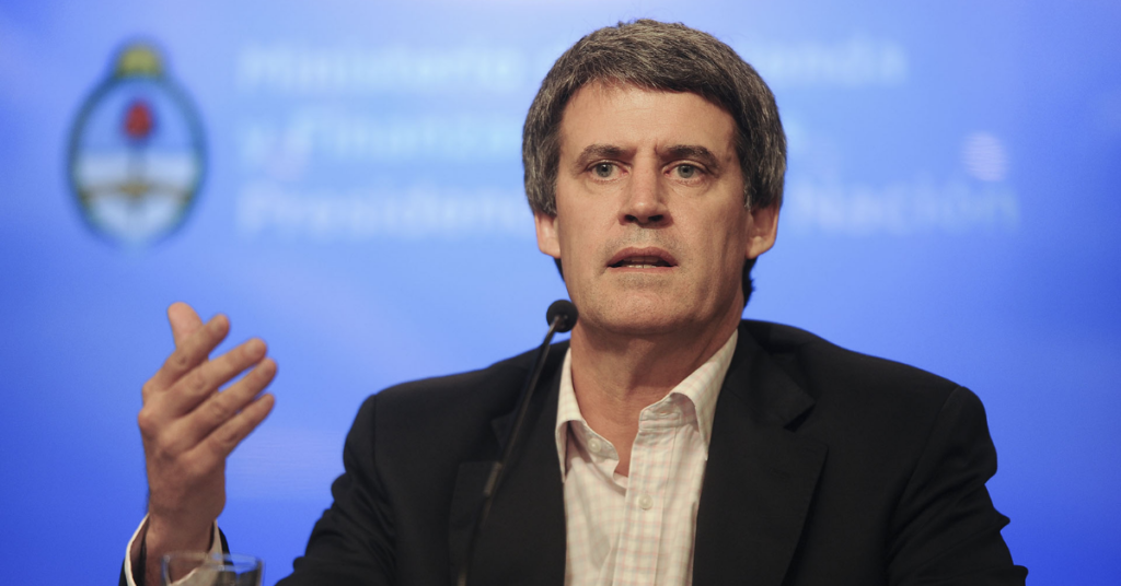 Prat-Gay: críticas y advertencias al Gobierno