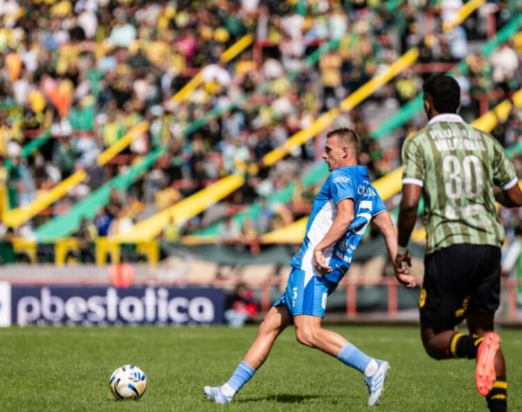 Estudiantes empató con Aldosivi, falló en la definición y sigue en el fondo.