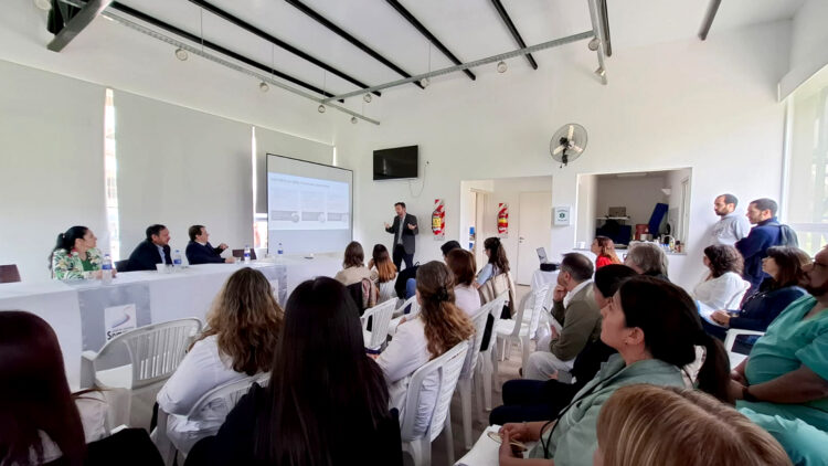 El Gobierno nacional puso en marcha un plan estratégico para mejorar la calidad del sistema de salud, con foco en la capacitación, la seguridad del paciente y la unificación de estándares en todo el país.