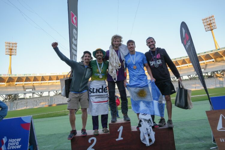 El Estadio Mario Alberto Kempes fue sede de la primera Copa Mundial de Speedline Highline en el país, un evento internacional que reunió a atletas de élite y dejó un nuevo récord mundial en la disciplina.